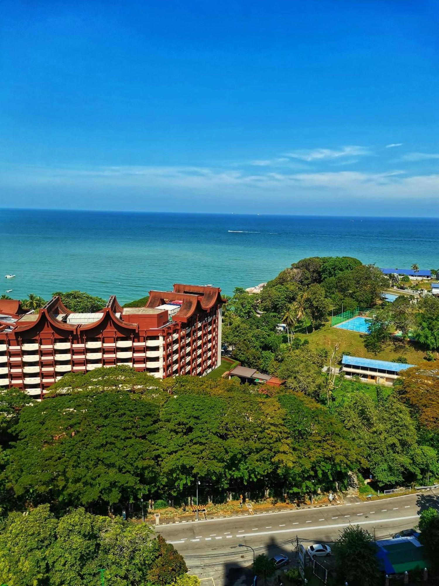 Airbnb At Sri Sayang Batu Ferringhi Beach Luaran gambar