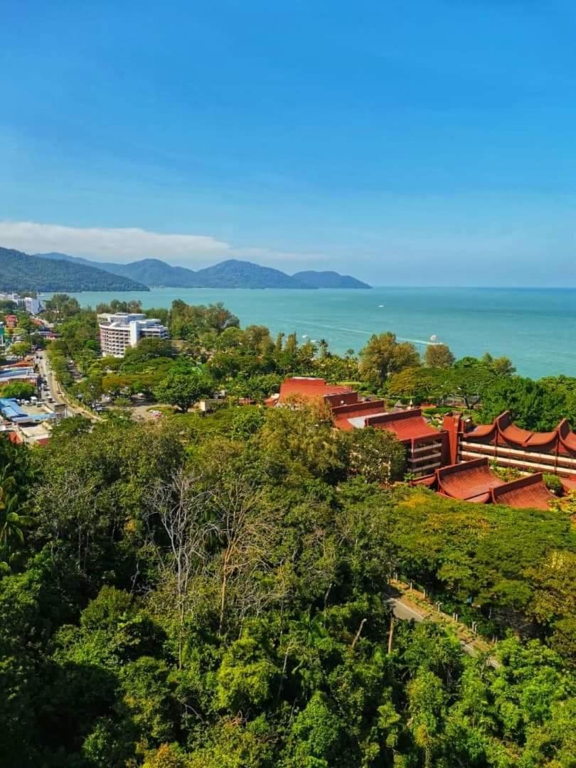 Airbnb At Sri Sayang Batu Ferringhi Beach Luaran gambar